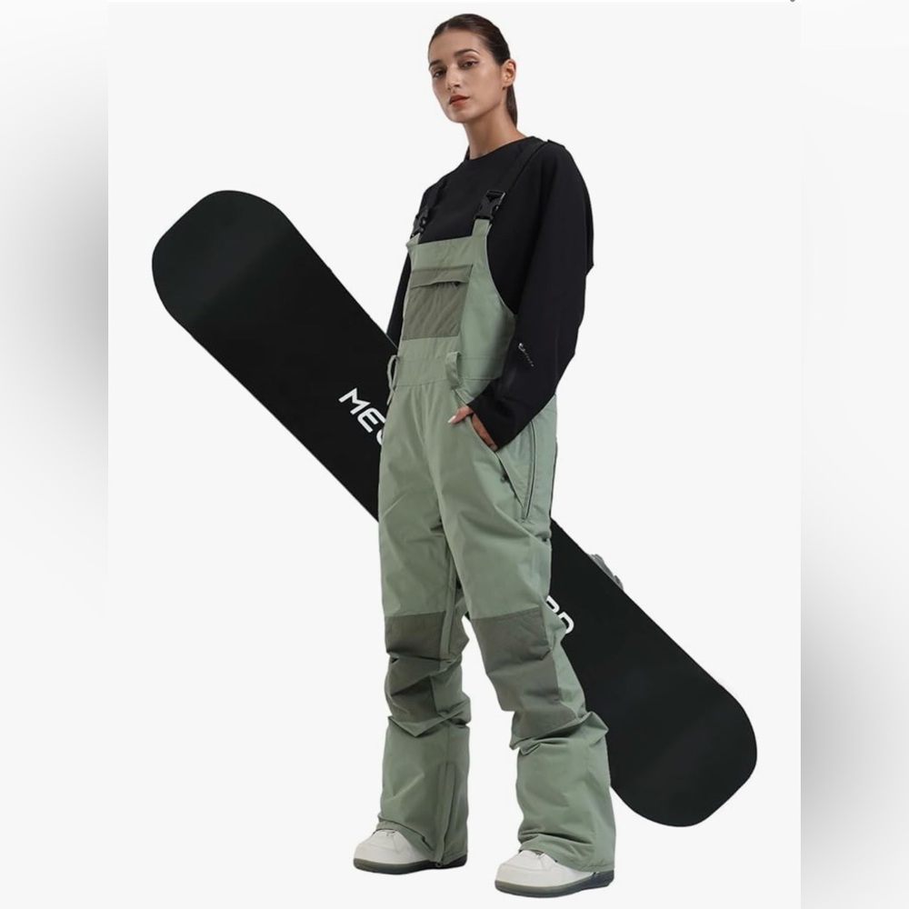 NWT GSOU SNOW Women’s Ski Bib Snowboard Overalls Windproof Waterproof Warm Sz L